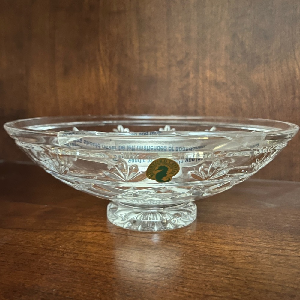Waterford Crystal “Keane” 8” floating candle bowl. NWT❣️